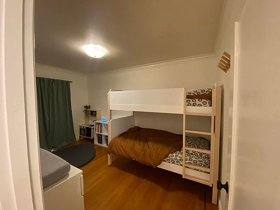 4th image of 8 Solano St