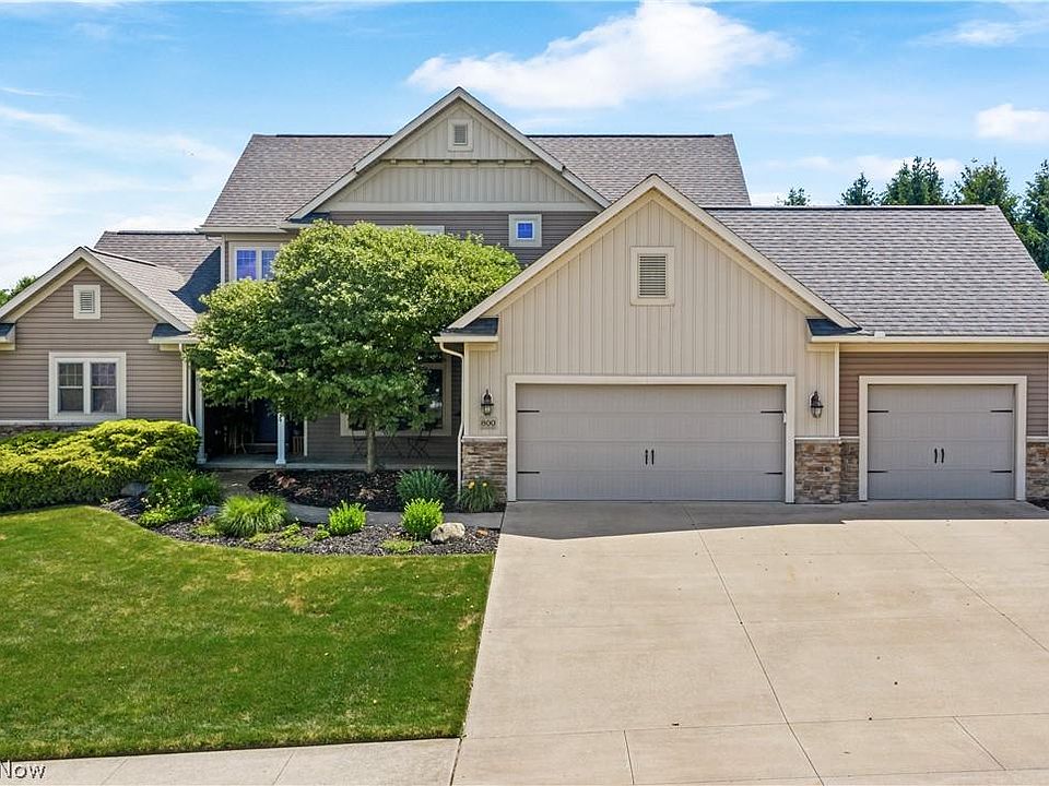 1st image of 800 Wildwood Dr
