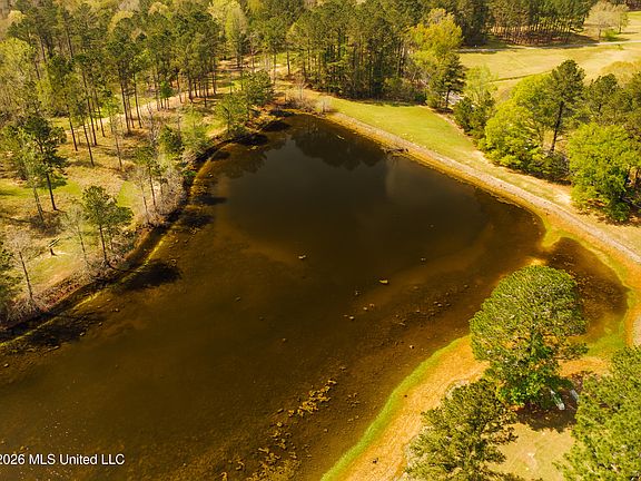 5th image of 853 Spring Water Ranch Rd