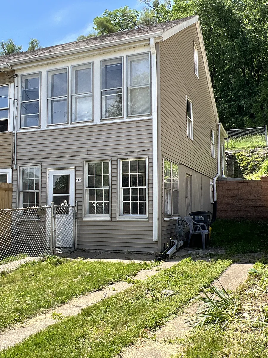 Building Photo - 943 High Bluff St #1