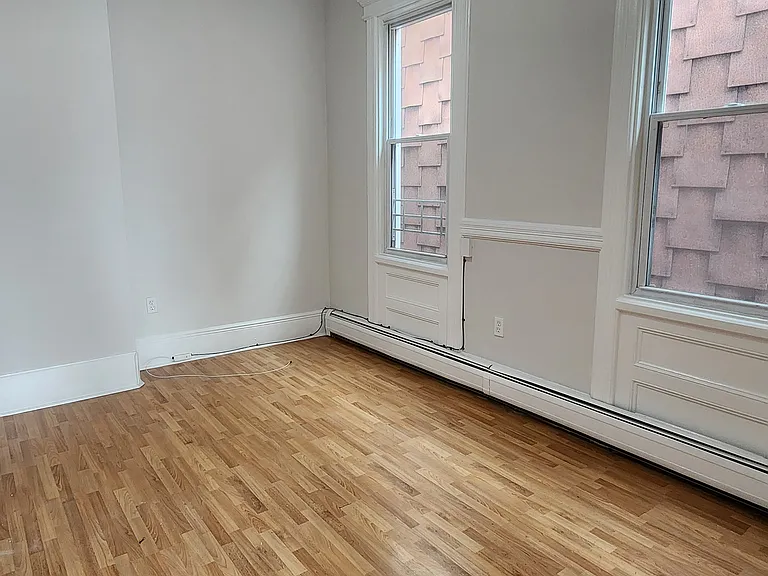 312 59th St #2 — Photo 17