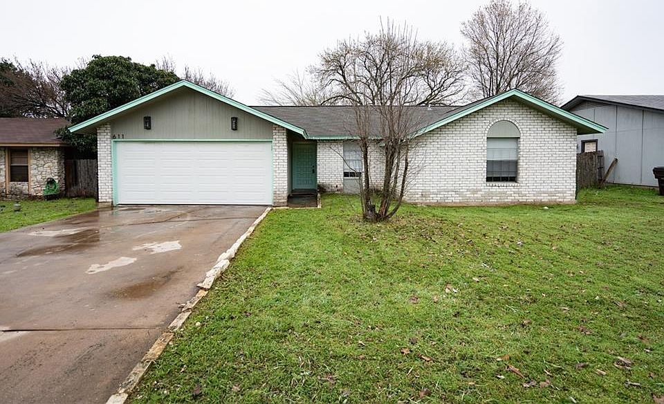 1st image of 611 Buckskin Dr