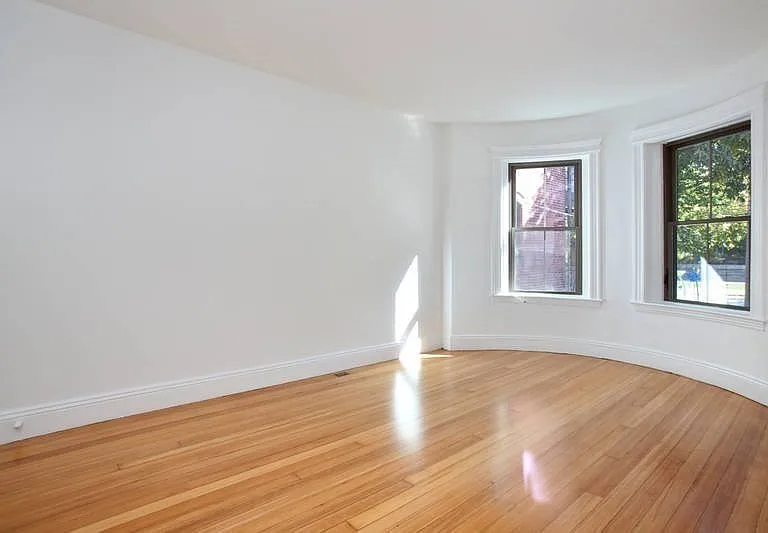 1805 Beacon St #3 — Photo 1