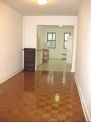 Rented by 4 Points Properties | media 20