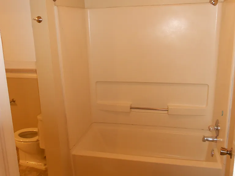 122 S Pecan St — Photo 11
