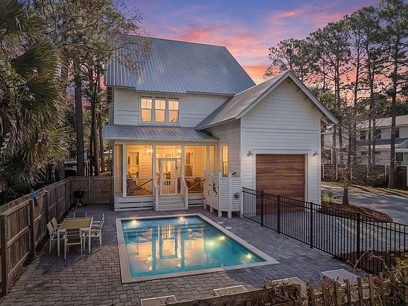 2nd image of 120 Magnolia St