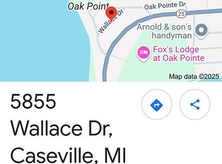 5855 Wallace Dr, Caseville, MI 48725