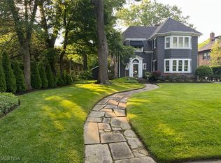 2299 Ardleigh Dr, Cleveland Heights, OH