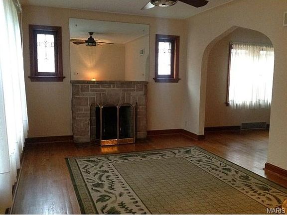 3rd image of 6408 Bancroft Ave