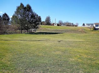 Barbara Ln, Berwick, PA 18603