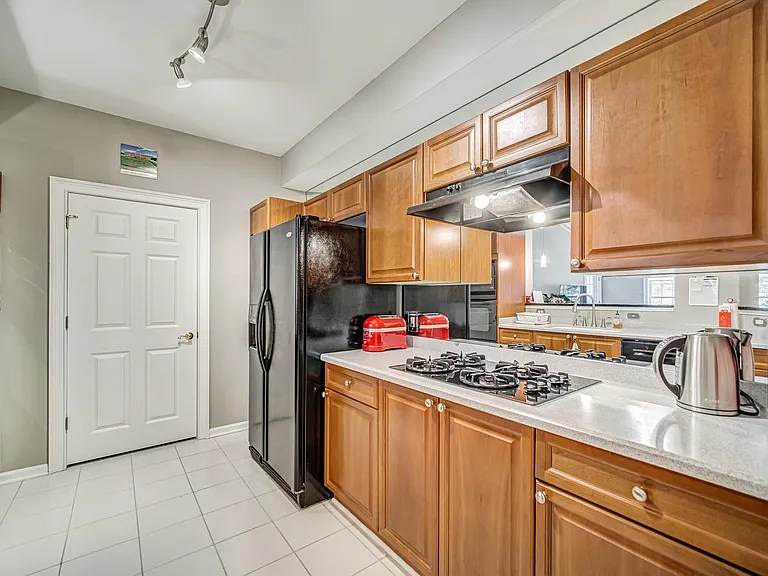 3275 Lenox Rd NE #407 — Photo 6