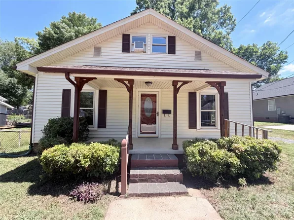 406 Dingler Ave, Mooresville, NC 28115