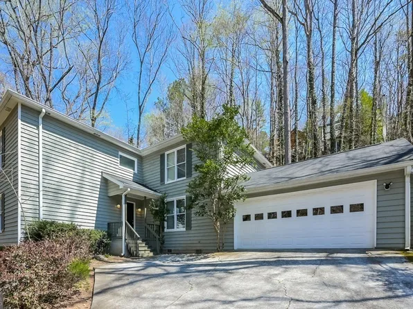 7127 Riverside Dr, Atlanta, GA 30328