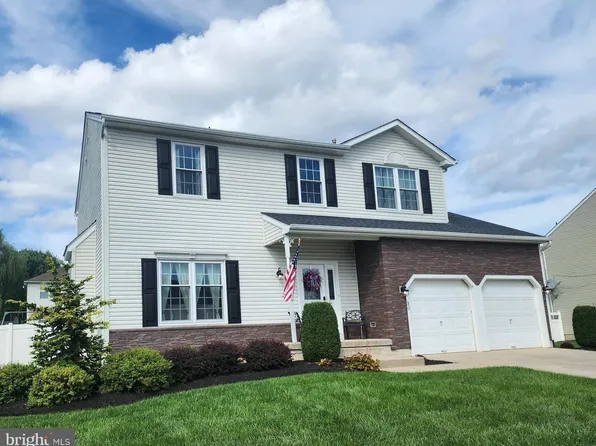 30 Haven Ln, Burlington, NJ 08016