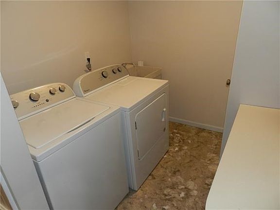 5th image of 2715 N 72nd Ter