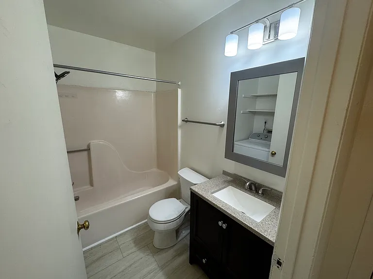 8902 Brucewood Ct — Photo 10