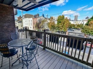 1126 Lombard St, Philadelphia, PA