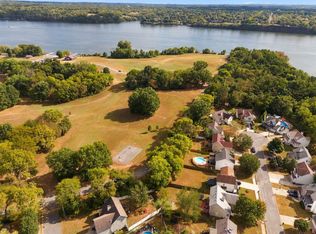 159 Waters Edge Ln, Hendersonville, TN 37075