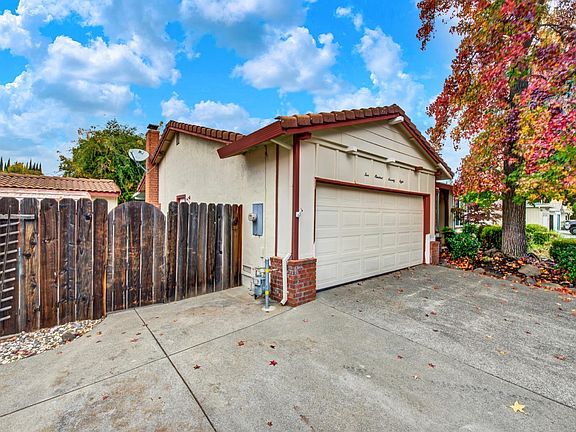 5th image of 578 Parkridge Drive