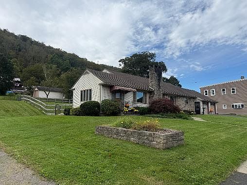 2nd image of 55 Germania St
