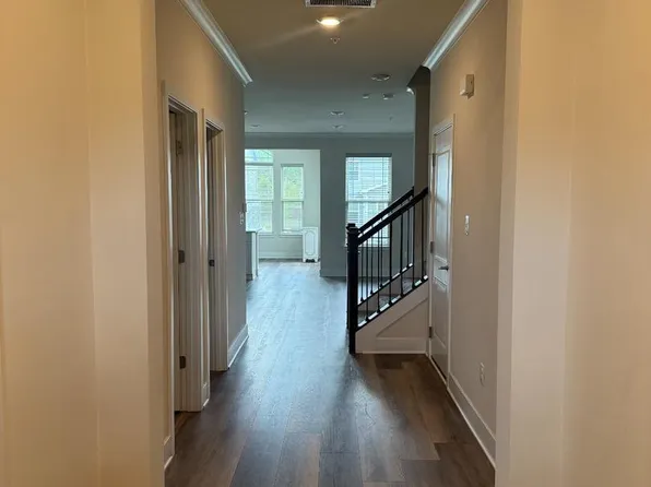 1407 Pinkerton St, Brunswick, MD 21716