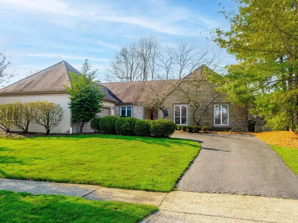 1133 Cross Country Dr, Columbus, OH 43235