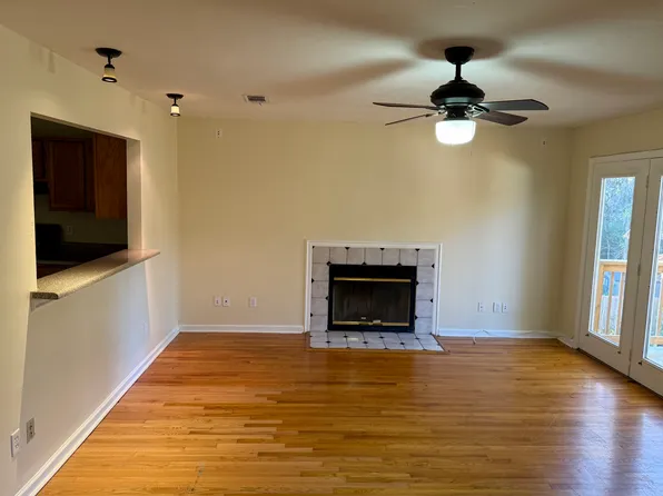 528 Collinsford Rd, Tallahassee, FL 32301