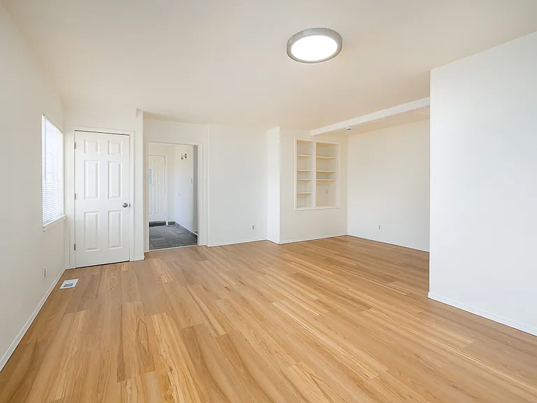 1908 Cleveland Blvd #1908 — Photo 14