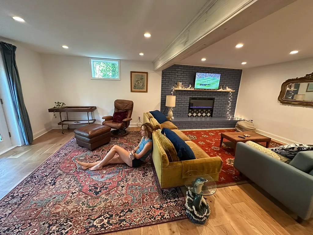 1 bed, 1200 sqft, $1,900 — Photo 3