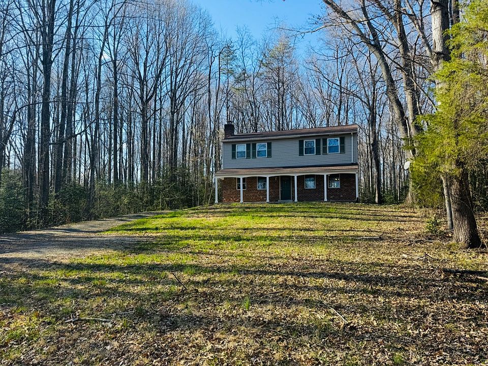 1st image of 4 Saint James Ct