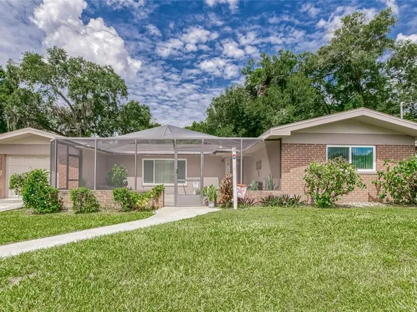 207 Glendale Dr, Brandon, FL 33511