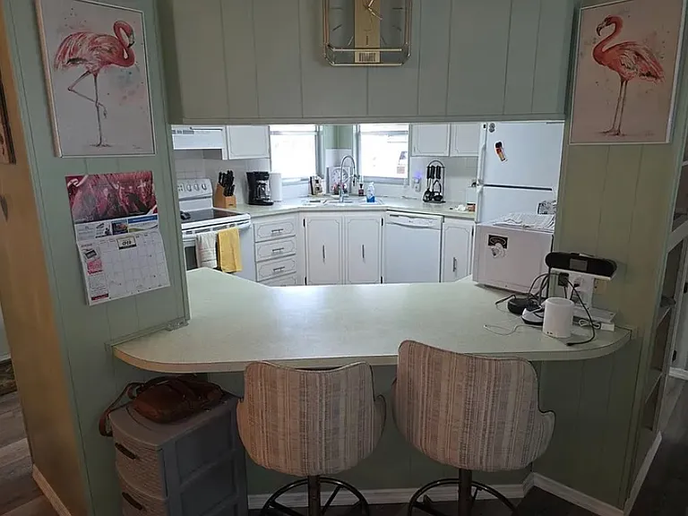 1510 Ariana St — Photo 2