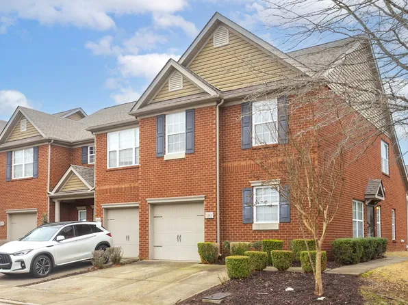 1061 Ashmore Dr, Nashville, TN 37211