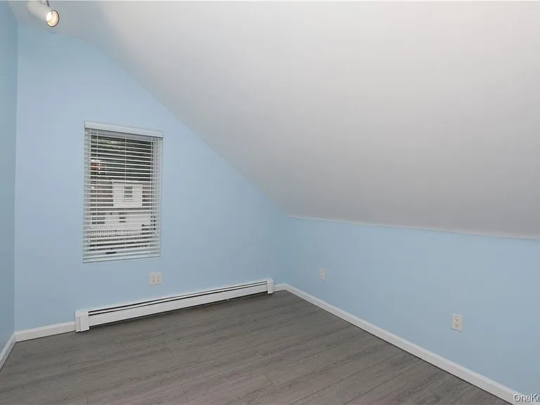 7 Meadow St — Photo 17
