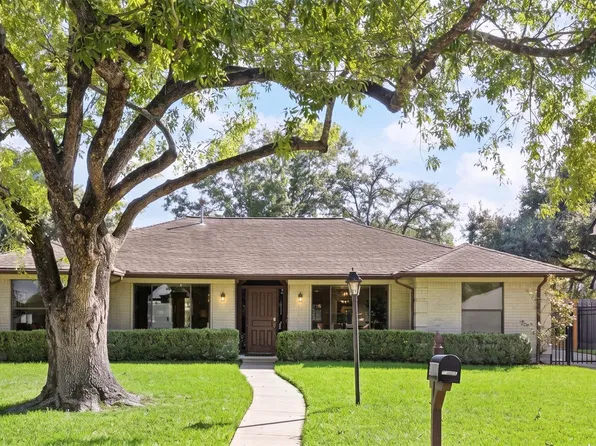 10831 Olympia Dr, Houston, TX 77042