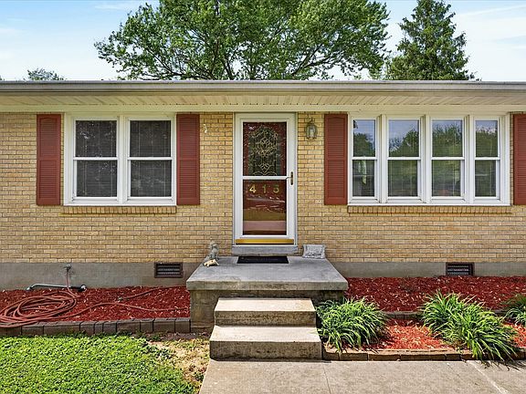 3rd image of 415 Elaine Dr