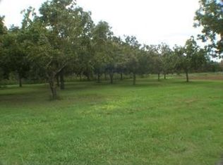 349 County Road 671, Devine, TX 78016