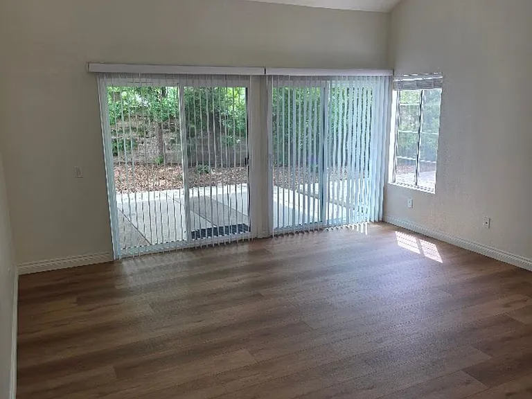 45104 Putting Green Ct — Photo 5