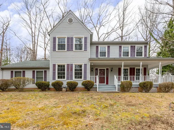 1130 Columbus Dr, Stafford, VA 22554
