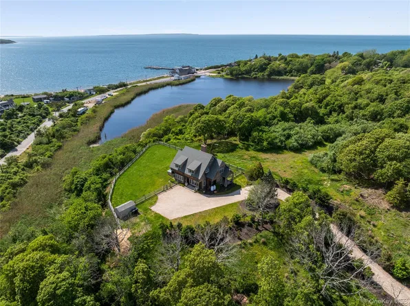 35 Flamingo Avenue, Montauk, NY 11954