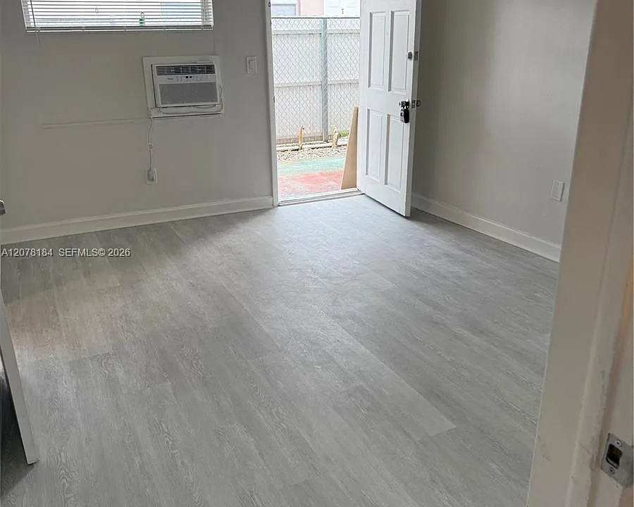 166 W 8th St #1