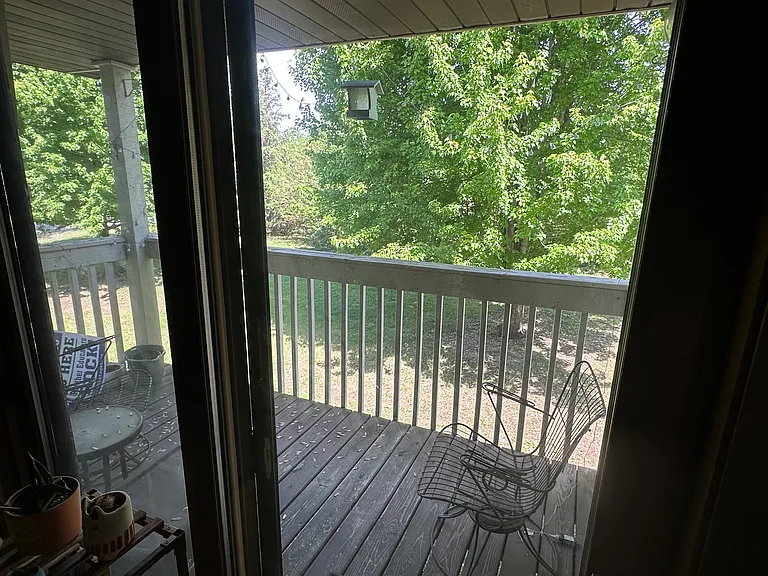 1554 Namekagon St #15 — Photo 4