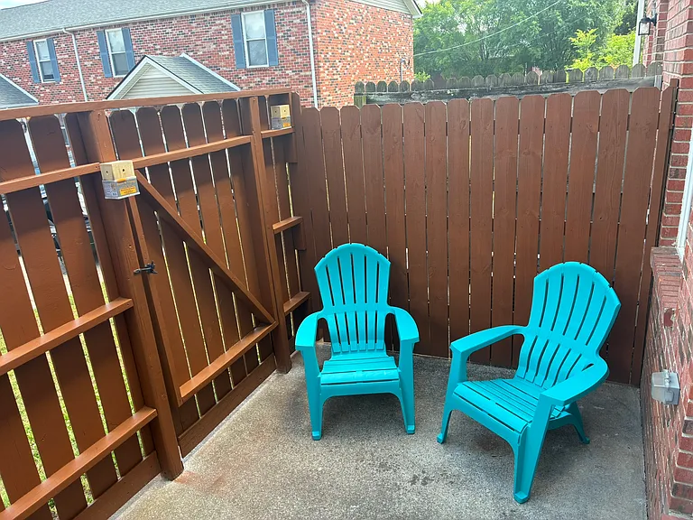 284 Raleigh Dr #G — Photo 26
