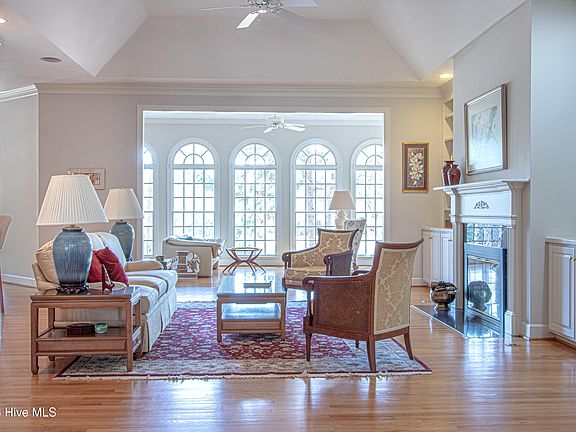 4th image of 175 Brookhaven Road