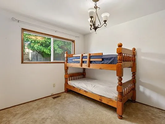 7132 SW 12th Ave — Photo 7