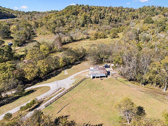 65th image of 2846 Fuller Hollow Rd