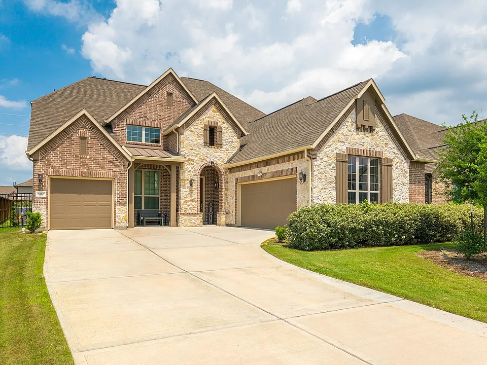 8110 Copper Rock Dr