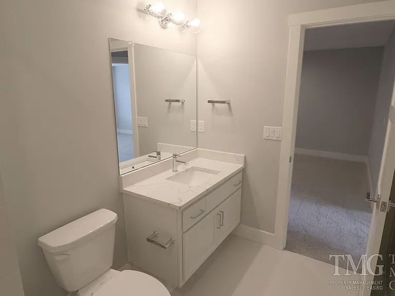10816 NE 119th Pl — Photo 10