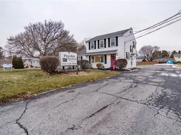 5422 W Genesee St, Camillus, NY 13031