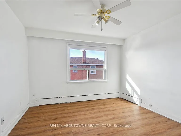 2 Wesley St #6 — Photo 21